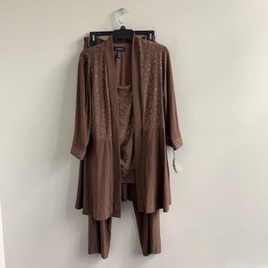 New R&M Richards Two Piece Formal Set